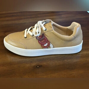 Spenco Cambridge Leather Lace-up Sneakers size 9